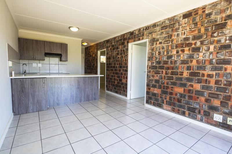To Let 2 Bedroom Property for Rent in Sandrift Western Cape